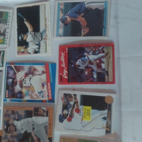 Assorted Baseball Trading Cards Collection - Picture 2 of 6